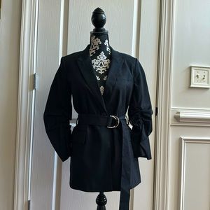 DEREK LAM linen blazer with back vents and belt.  Lined and ruched sleev…